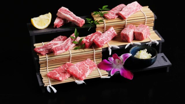 あみやき亭 東別院店 和牛彩り三段盛り