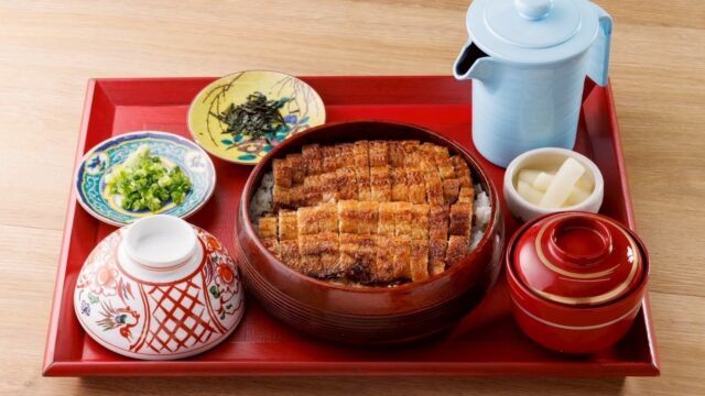 炭火鰻と特選和牛ふじさん 和牛鰻ひつまぶし